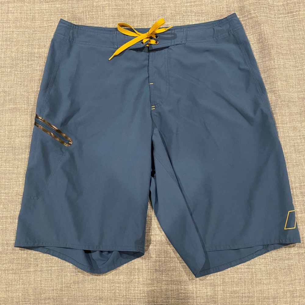 Eddie Bauer First Ascent Mens Swim Trunks Board Shorts Blue Size 34